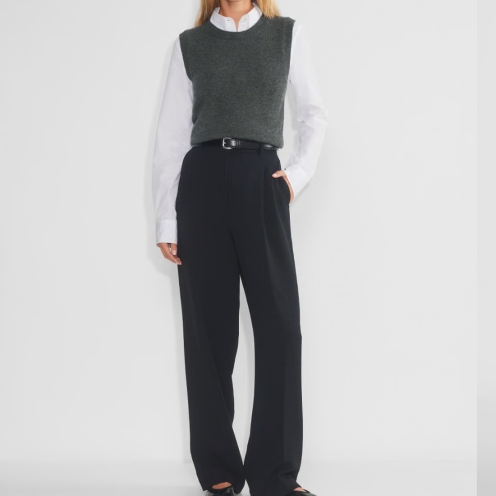 Aritzia Effortless Pant Crepette